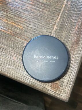 New Bare Minerals original mineral veil